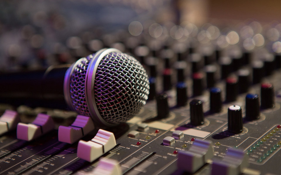 万亿元基建投资蓄势待发 下半年水泥价格继续看涨